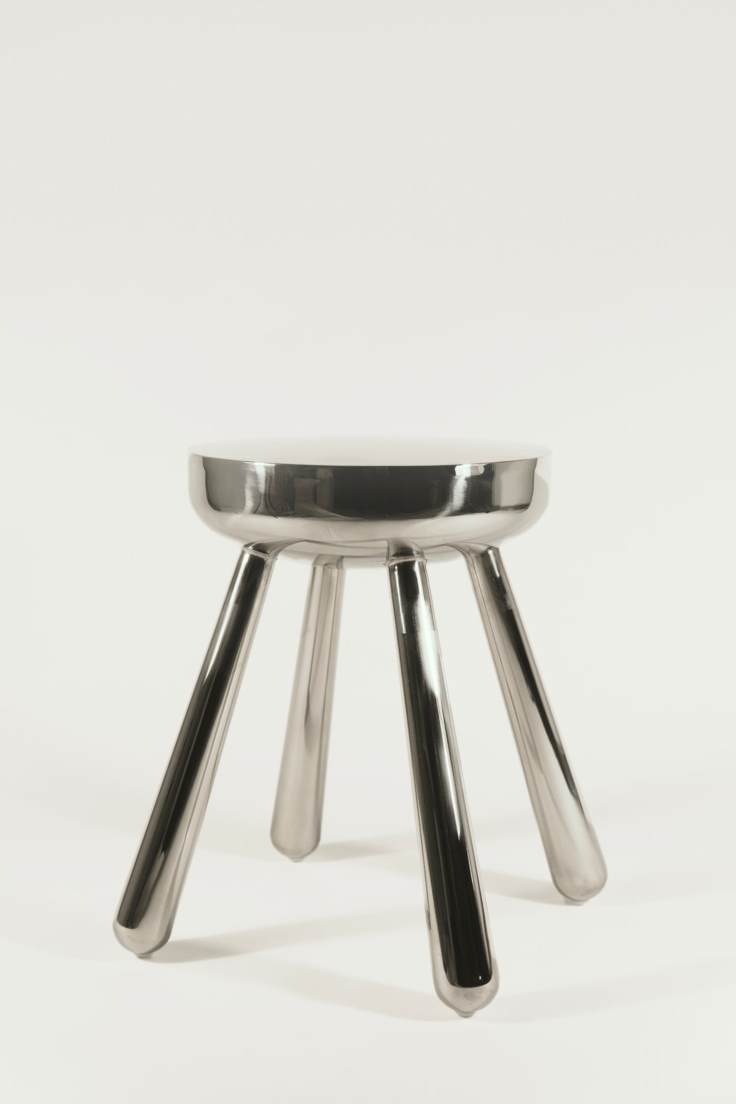 Lola Sleek Stool